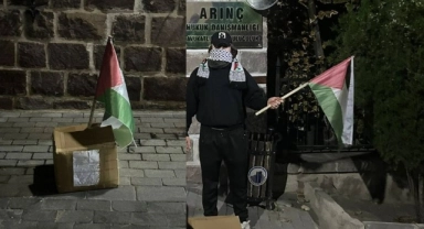 Bülent Arınç'ın ofisine gıda kolisi bırakıldı: Dikkat çeken mektup