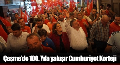 Çeşme’de 100. Yıla yakışır Cumhuriyet Korteji