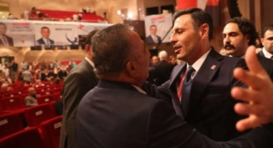 CHP İstanbul İl Kongresi ile değişimcilerin umudu arttı: “Genel Merkez eskisi kadar rahat değil”