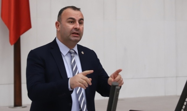 CHP'li Ednan Arslan: Yaşasın Cumhuriyet!