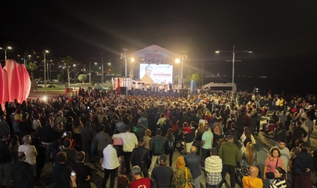 İzmir Körfezi’nde bayram havası