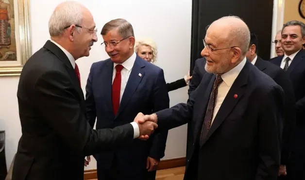 Karamollaoğlu ve Davutoğlu, Kemal Kılıçdaroğlu ile bir araya geldi