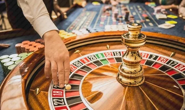 Kumarbazlar panikte: Kıbrıs'ta üç otel çalışanı, milyonlarca lira kaybeden ünlüleri ifşa etti!