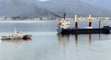 Kuru yük gemisinde patlama... Biri ağır 4 kişi yaralandı