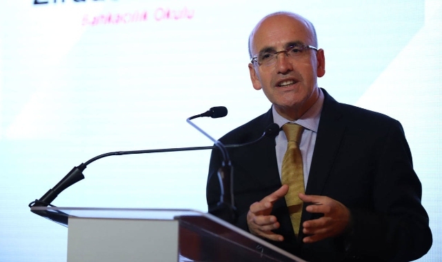 Mehmet Şimşek yeni tebliğleri anlattı: Vergi işlemleri ve akaryakıt alımlarında yeni dönem