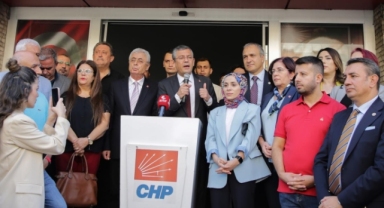 Özgür Özel'den delegelere: Önce CHP'yi sonra iktidarı değiştireceğinizden kuşkum yok