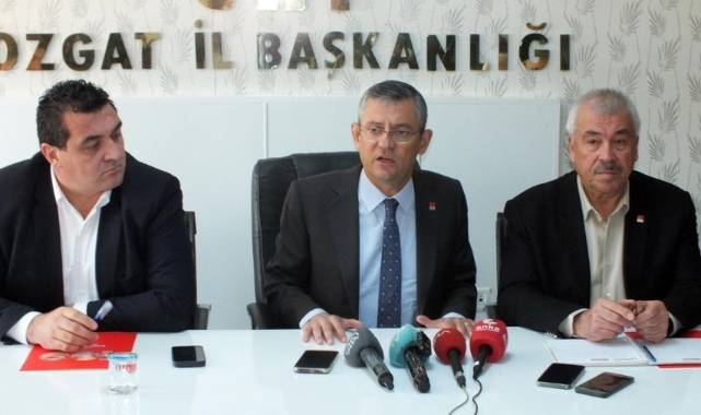 Özgür Özel'den kurultay açıklaması: Kimse geçmişteki gibi bir rekabet beklemesin