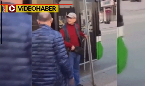 Şoför &#039;Çok konuşuyorsunuz&#039; dedi yolcuları indirdi