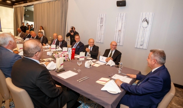 Soyer: “Gediz Nehri’nin kurtarılması için kaybedecek tek bir saniyemiz yok”