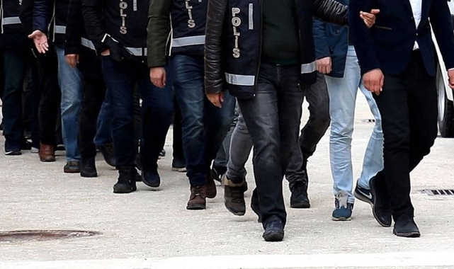 5 ilde kamu kurumlarına 'yolsuzluk' operasyonu: 7 kişi tutuklandı