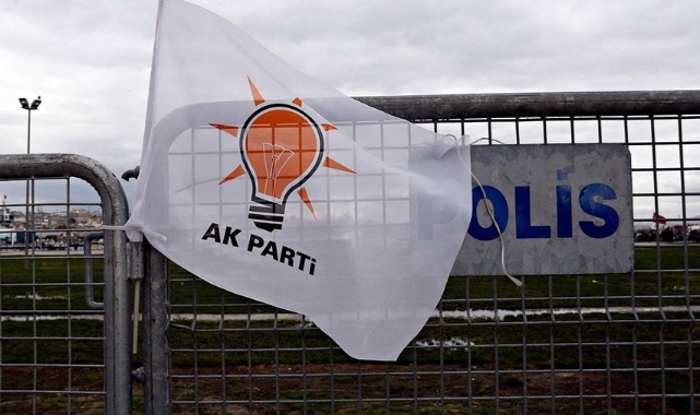 AK Parti’de yerel seçim aday adayı başvuruları ertelendi