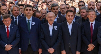 Ali Babacan'ın babası Hilmi Babacan'ın cenazesi toprağa verildi