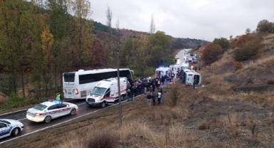 Amasya’da otobüs devrildi: 27 yaralı