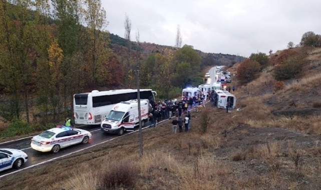 Amasya’da otobüs devrildi: 27 yaralı