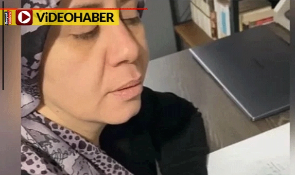 Annesi, kızını taklit etti... İzleyenler gülmekten kendini alamadı