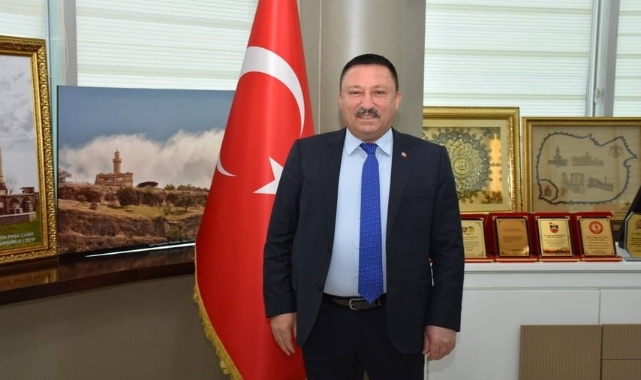 Diyarbakır'da rüşvet soruşturması derinleşiyor: AK Partili başkana yurt dışı yasağı getirildi