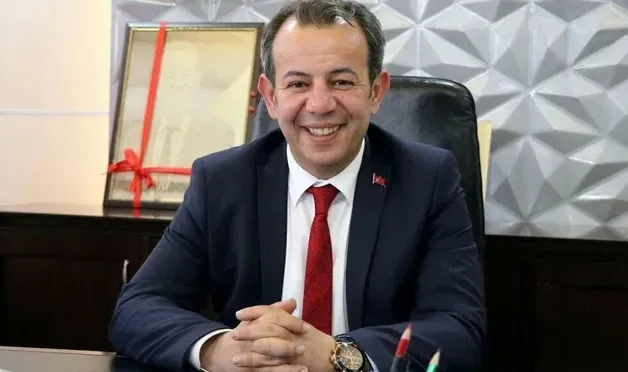 CHP PM Tanju Özcan’ın partiye geri dönmesine karar verdi