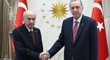 Erdoğan, Bahçeli ile bir saat görüştü: 1 saat sürdü