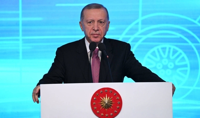 Erdoğan'dan CHP'deki genel başkan değişimine ilk yorum: Kılıçdaroğlu ve Özel'i hedef aldı