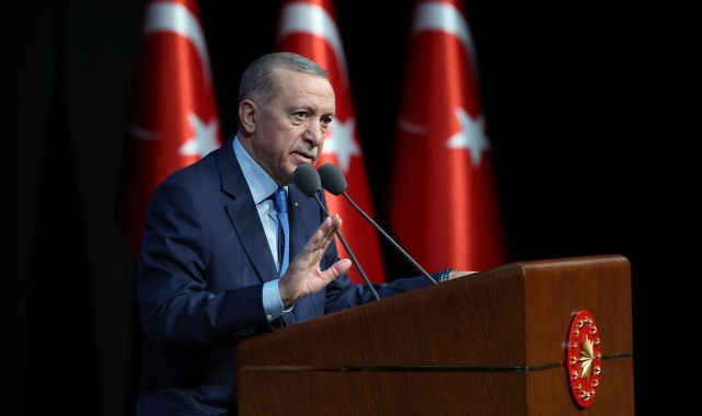 Erdoğan: Hamas ile İsrail'i aynı kefeye koymamız mümkün değildir