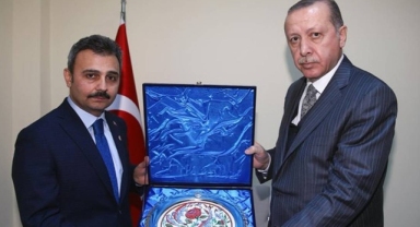 Erdoğan'ın görevden aldığı belediye başkanı Muzaffer Külcü, tekrar adaylık başvurusu yaptı