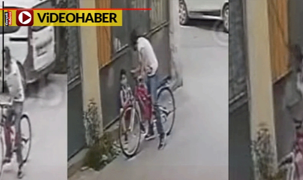 Görüntüler infial yarattı: 9 yaşındaki küçük çocuğa biber gazı sıktı