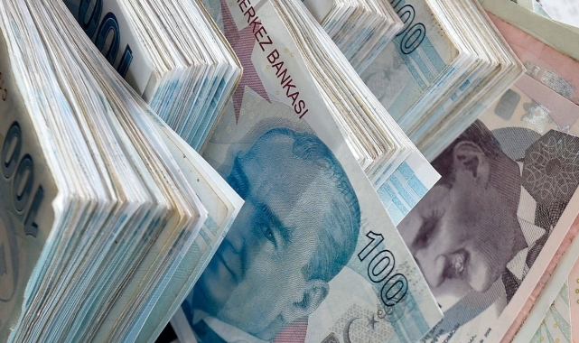 Hazine, 2024'te 1 trilyon 565,2 milyar lira iç borçlanmaya gidecek