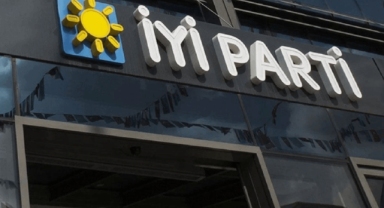 İYİ Parti'de bir isim daha istifa ettiğini duyurdu