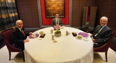 Kurultay öncesi önemli görüşme: İmamoğlu, Murat Karayalçın ve Hikmet Çetin ile bir araya geldi