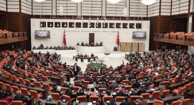 Meclis’te gerginlik: Bu yetkiler cumhurbaşkanına verilemez