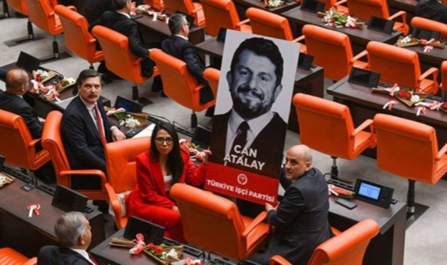 Skandallar bitmiyor: Yargıtay'ın atıf yaptığı savcı FETÖ’den ihraç çıktı
