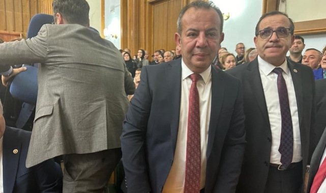 CHP'ye geri dönen Tanju Özcan partisinin grup toplantısında: 'Artık geriye dönük bakmayalım'