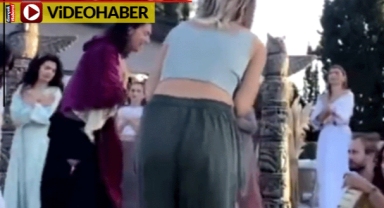 Yoga yapar gibi zikir çektiler