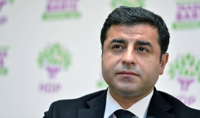 Aktif siyaseti bırakan Selahattin Demirtaş'tan aylar sonra ilk mesajlar
