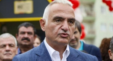Bakan Ersoy'dan Özgür Özel'e: Emek hırsızlığı yerine, kendi belediyelerine kızmalıdır