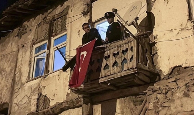 Bakan Göktaş talimat verdi: Şehidin baba evi tekrar yapılacak