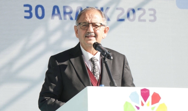 Bakan Özhaseki: Türkiye'de şu anda 500'e yakın hareketli fay hattı var