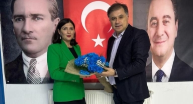 Buca'da Aybar Uygur, koltuğu devretti! Aday olması bekleniyor