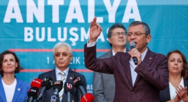 CHP Genel Başkanı Özel: İYİ Parti’nin Genel İdare Kurulu’nun alacakları kararı bekliyoruz