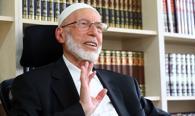 Eski Diyanet İşleri Başkanı Lütfi Doğan hayatını kaybetti