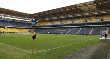 Fenerbahçe - Galatasaray derbisi için seyirci kararı