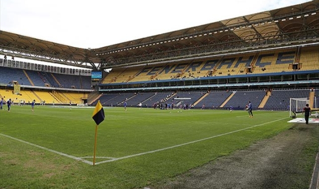 Fenerbahçe - Galatasaray derbisi için seyirci kararı