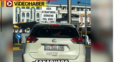 Kavşakta öncelik alamayan sürücünün bulduğu yöntem ilgi çekti