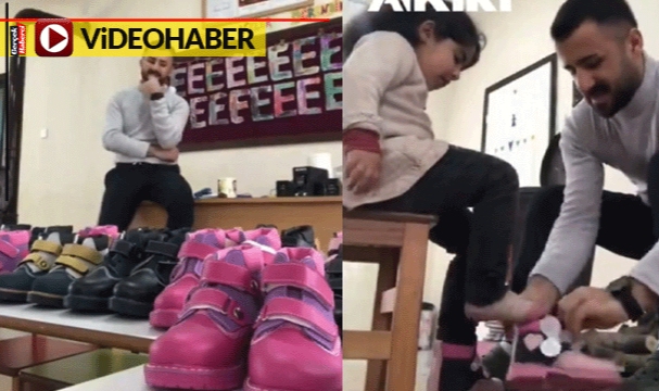 Köy öğretmeninden örnek davranış... Botları tek tek giydirdi