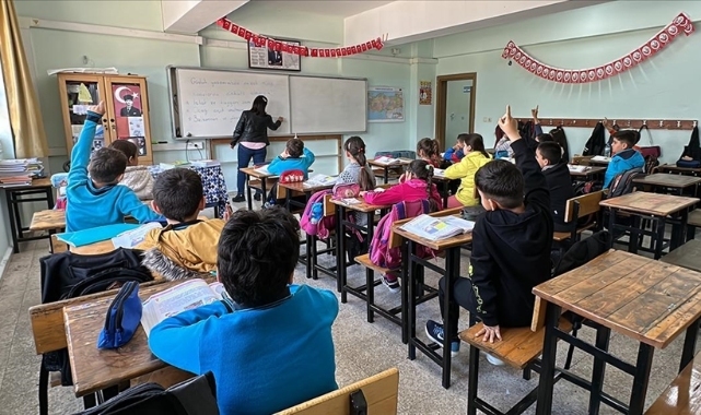 MEB sınıf annesi uygulamasını yasakladı!