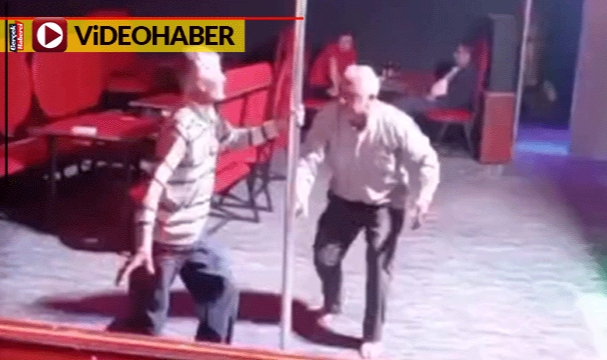 Metrodaki sarhoş genç kızın sevimli hallerini görünce böyle aşık oldu