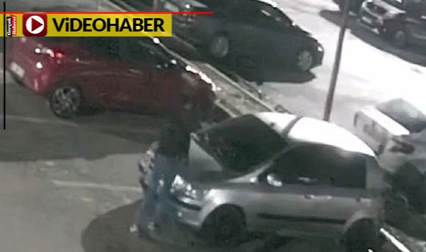Otoparkta cam bırakmadı: 35 araca parke taşıyla girişti