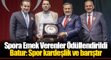 Spora Emek Verenler Ödüllendirildi