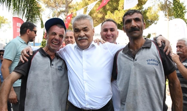 Torbalı Belediyesi, işçisini enflasyona ezdirmedi