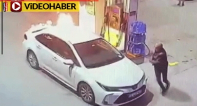 Yakıt doldurulan otomobil alev aldı